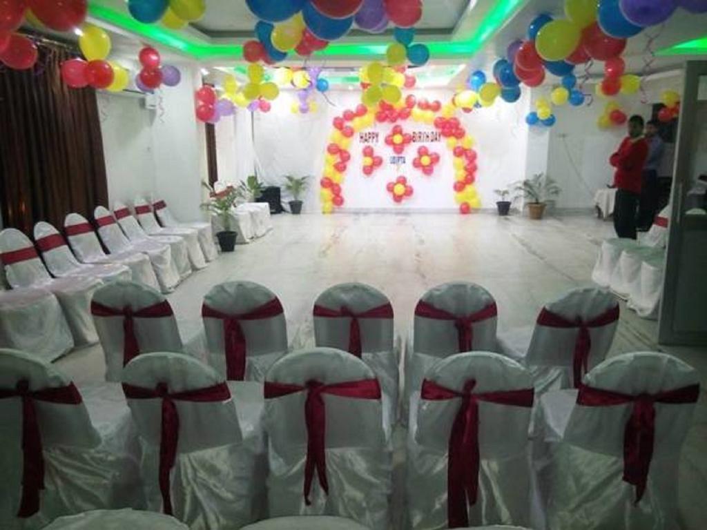 Hotel Sunview Dispur Esterno foto