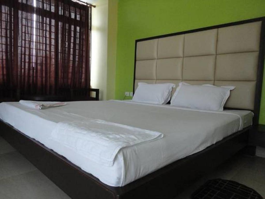 Hotel Sunview Dispur Esterno foto